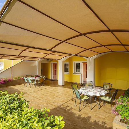 Apartmani Justic Нивице Экстерьер фото