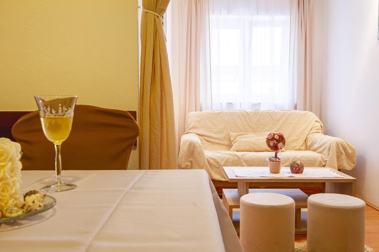 Apartmani Justic Нивице Экстерьер фото