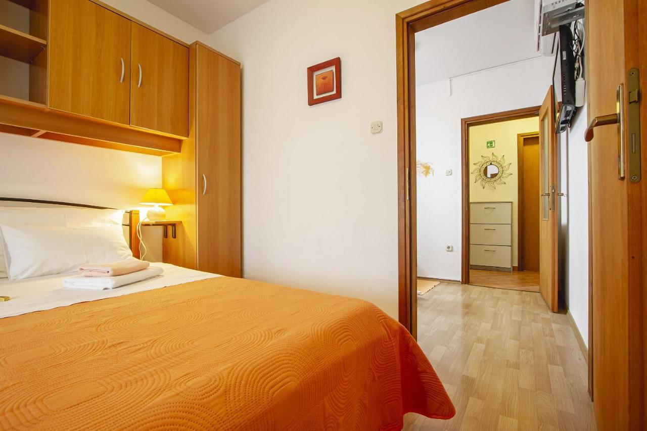 Apartmani Justic Нивице Экстерьер фото