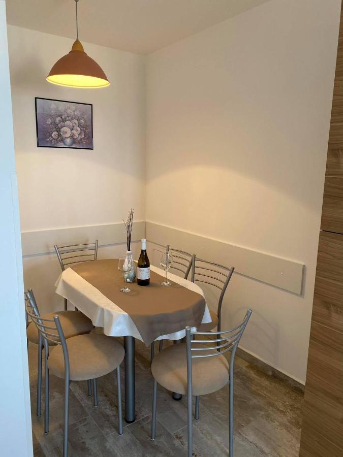 Apartmani Justic Нивице Экстерьер фото