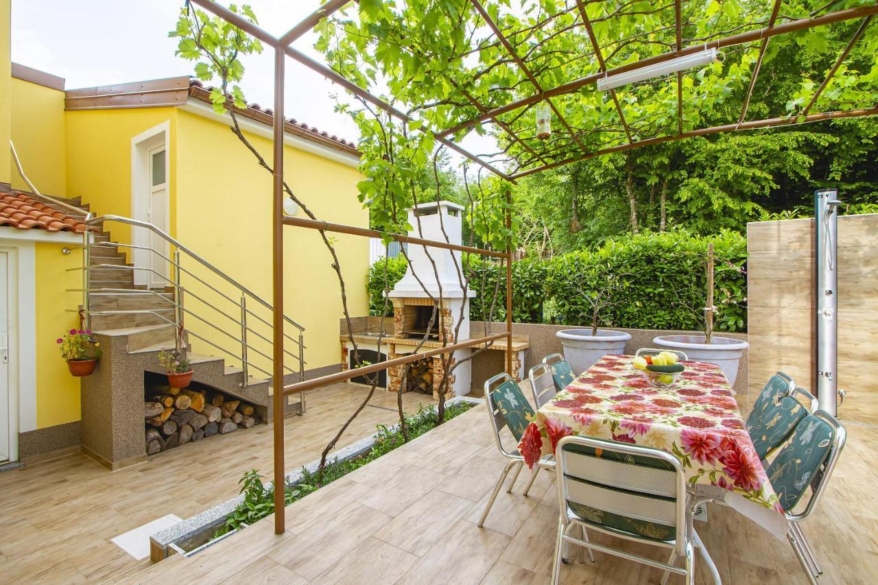 Apartmani Justic Нивице Экстерьер фото